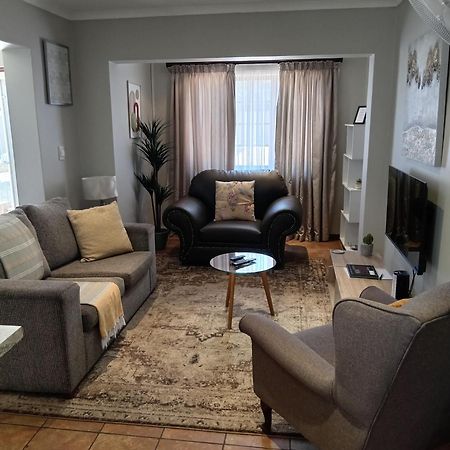 Fancy Pansy Apartment Germiston Exterior photo