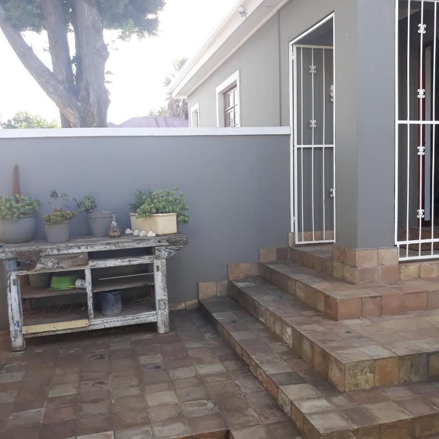 Fancy Pansy Apartment Germiston Exterior photo