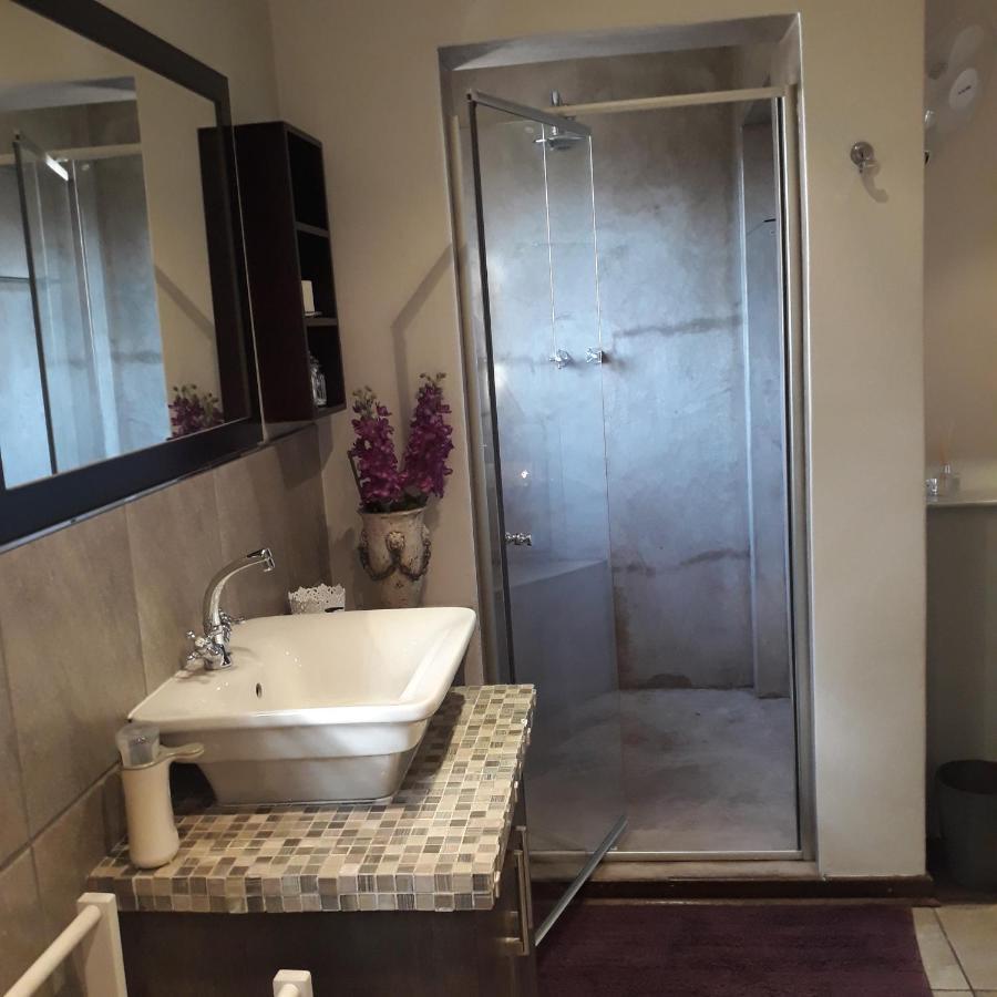 Fancy Pansy Apartment Germiston Exterior photo